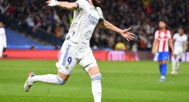 西甲黄潜挑战欧冠热刺：球星对决，谁将脱颖而出？